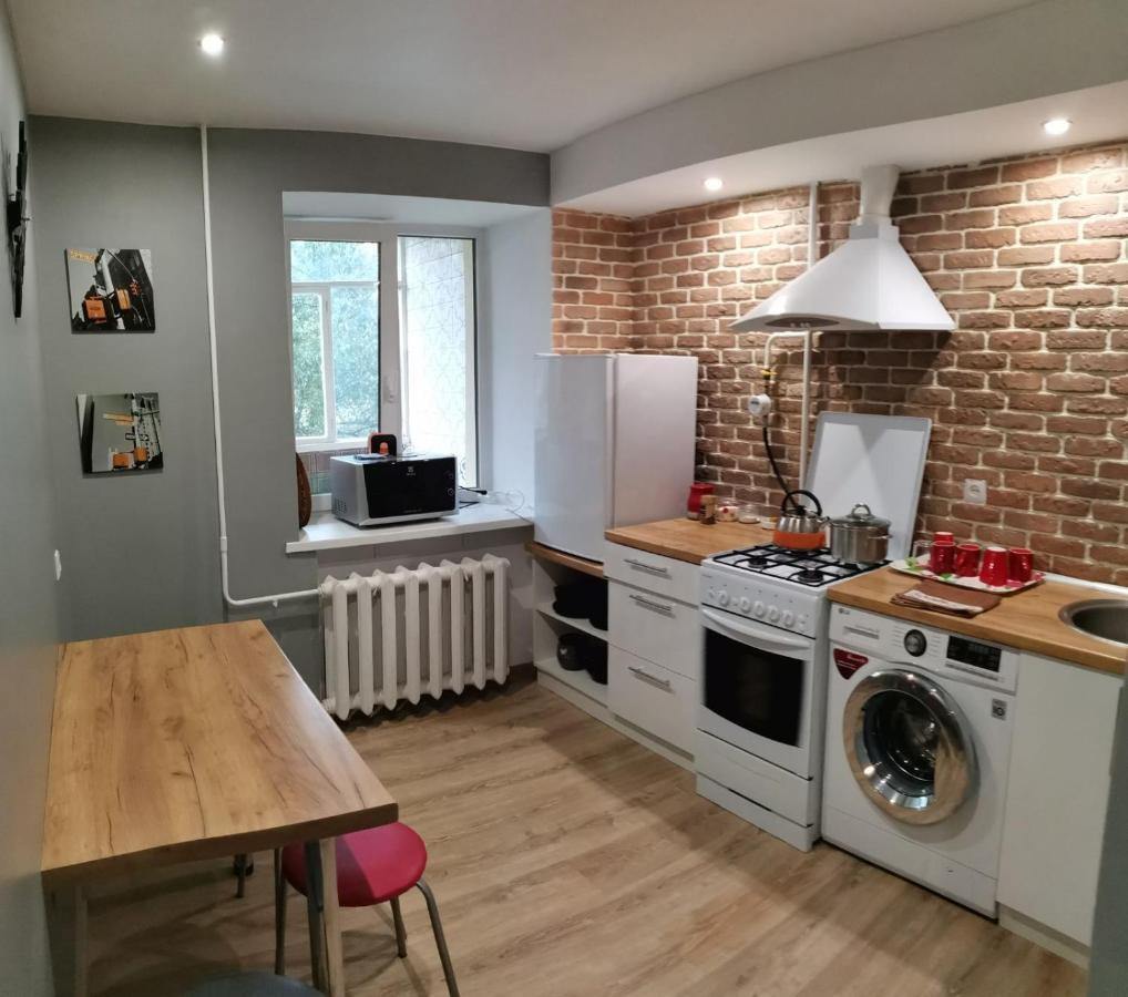 Appartement Apartament Gayadayenko 4 à Pinsk Extérieur photo