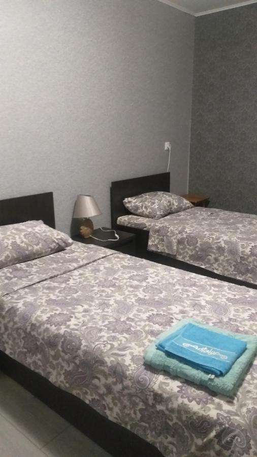 Appartement Apartament Gayadayenko 4 à Pinsk Extérieur photo