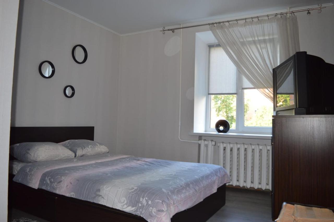 Appartement Apartament Gayadayenko 4 à Pinsk Extérieur photo