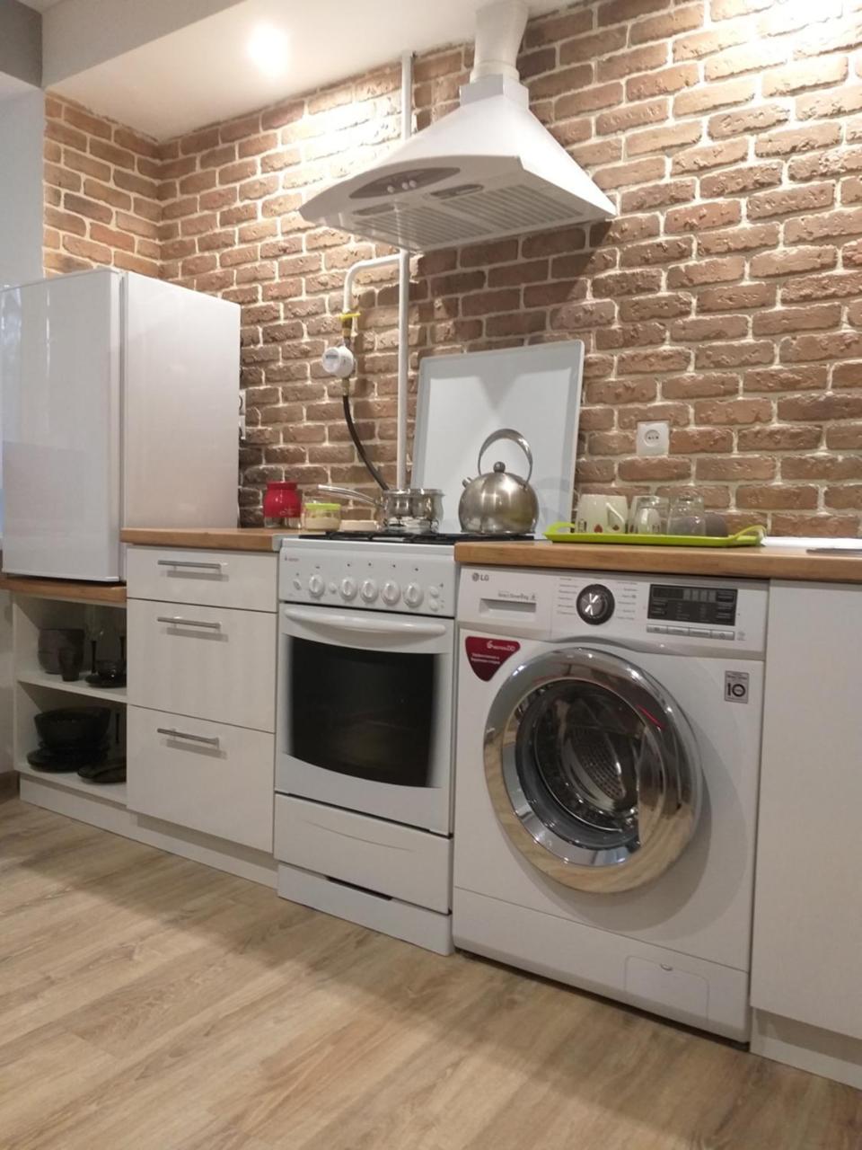 Appartement Apartament Gayadayenko 4 à Pinsk Extérieur photo